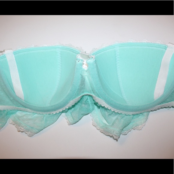 Victoria’s Secret sexy little things 34C - Picture 11 of 15